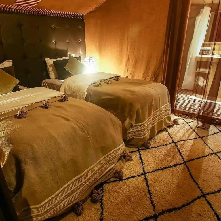 فندق Blue Sky Luxury Camp مرزوكة المظهر الخارجي الصورة