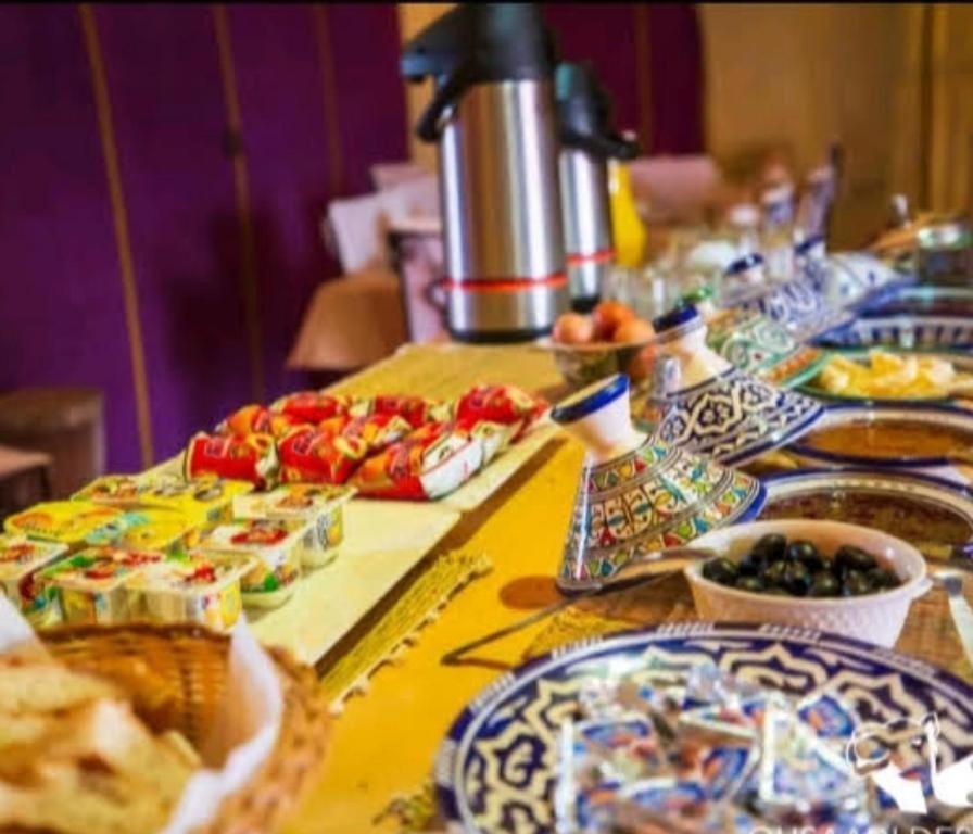 فندق Blue Sky Luxury Camp مرزوكة المظهر الخارجي الصورة