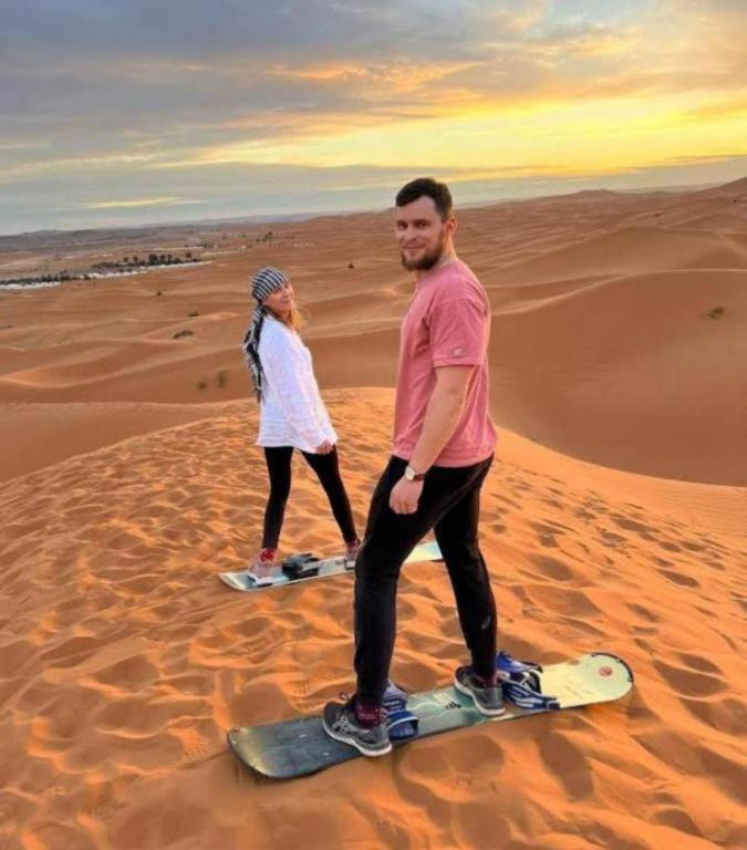 فندق Blue Sky Luxury Camp مرزوكة المظهر الخارجي الصورة