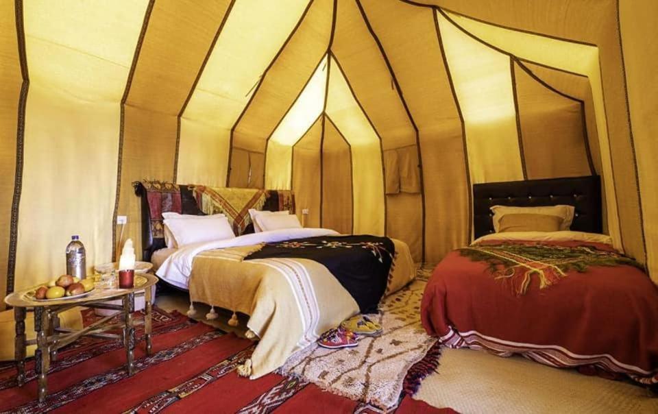 فندق Blue Sky Luxury Camp مرزوكة المظهر الخارجي الصورة