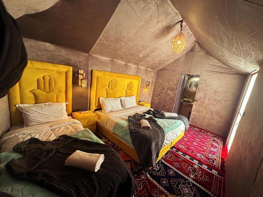 فندق Blue Sky Luxury Camp مرزوكة المظهر الخارجي الصورة